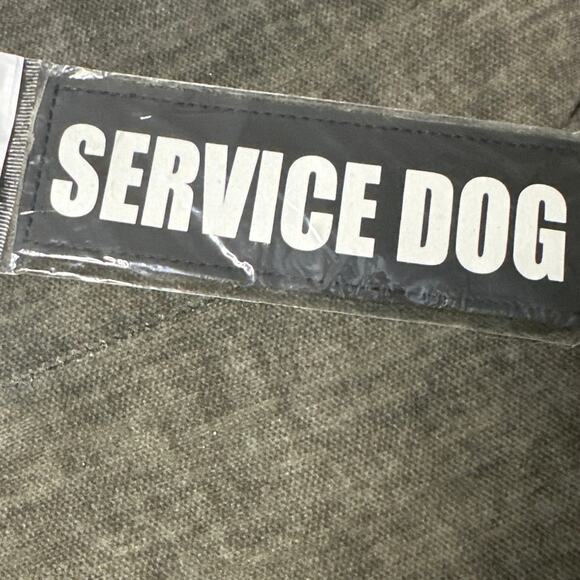 Service Dog patches pack of 2 they are 6x2 Loop & hook attachment or sew on. NWT - Picture 2 of 4